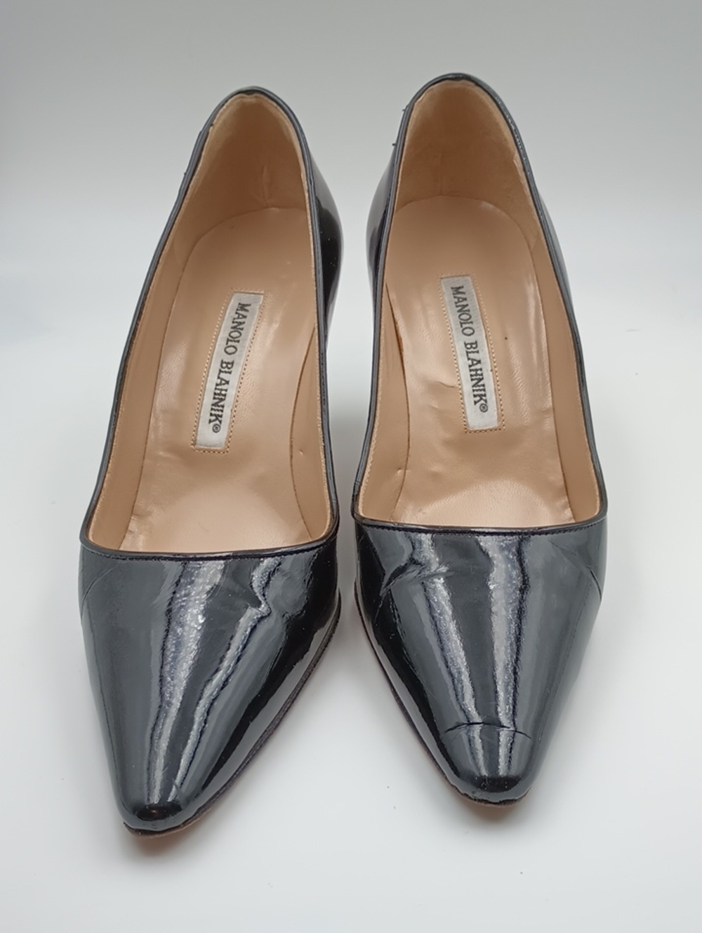 Manolo Blahnik Sz 36 Black Patent Pointy Toe Pumps Luxury Business Casual Dressy